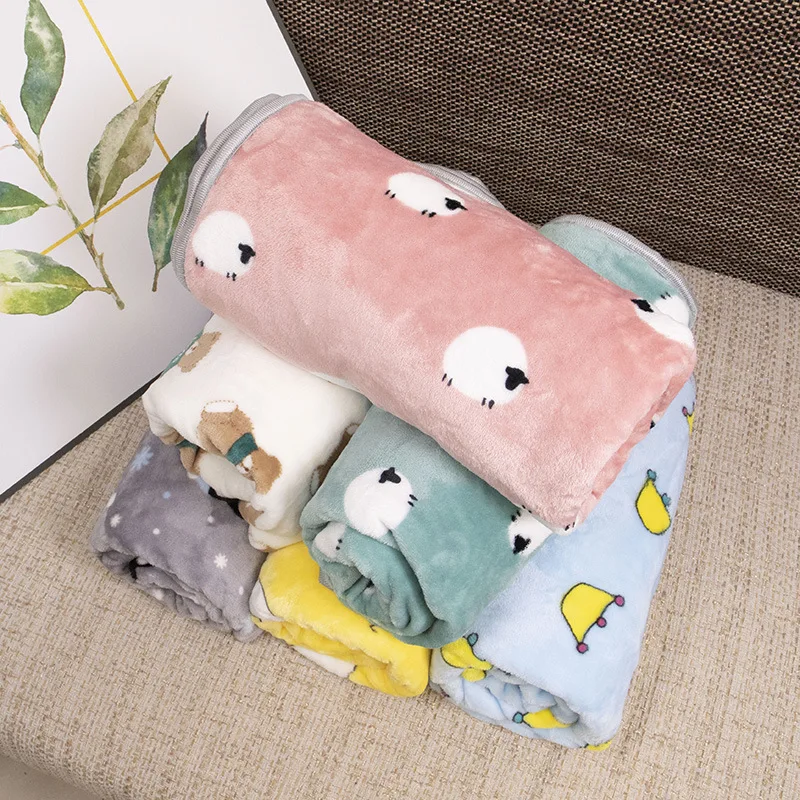 Weiche, flauschige Flanell-Hundedecke mit niedlichem Cartoon-Motiv – Bild 4